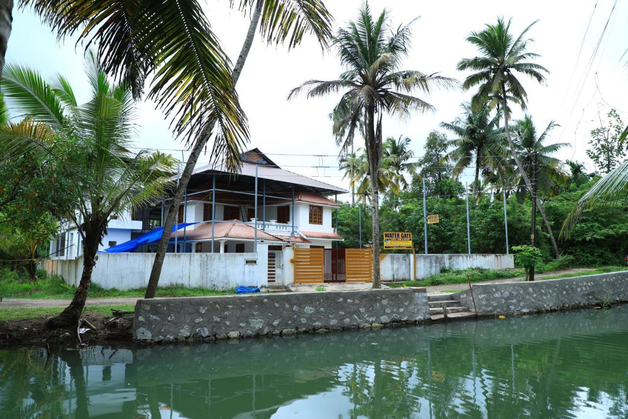 Water Gate Tourist Home And Resorts Mundrothuruth المظهر الخارجي الصورة