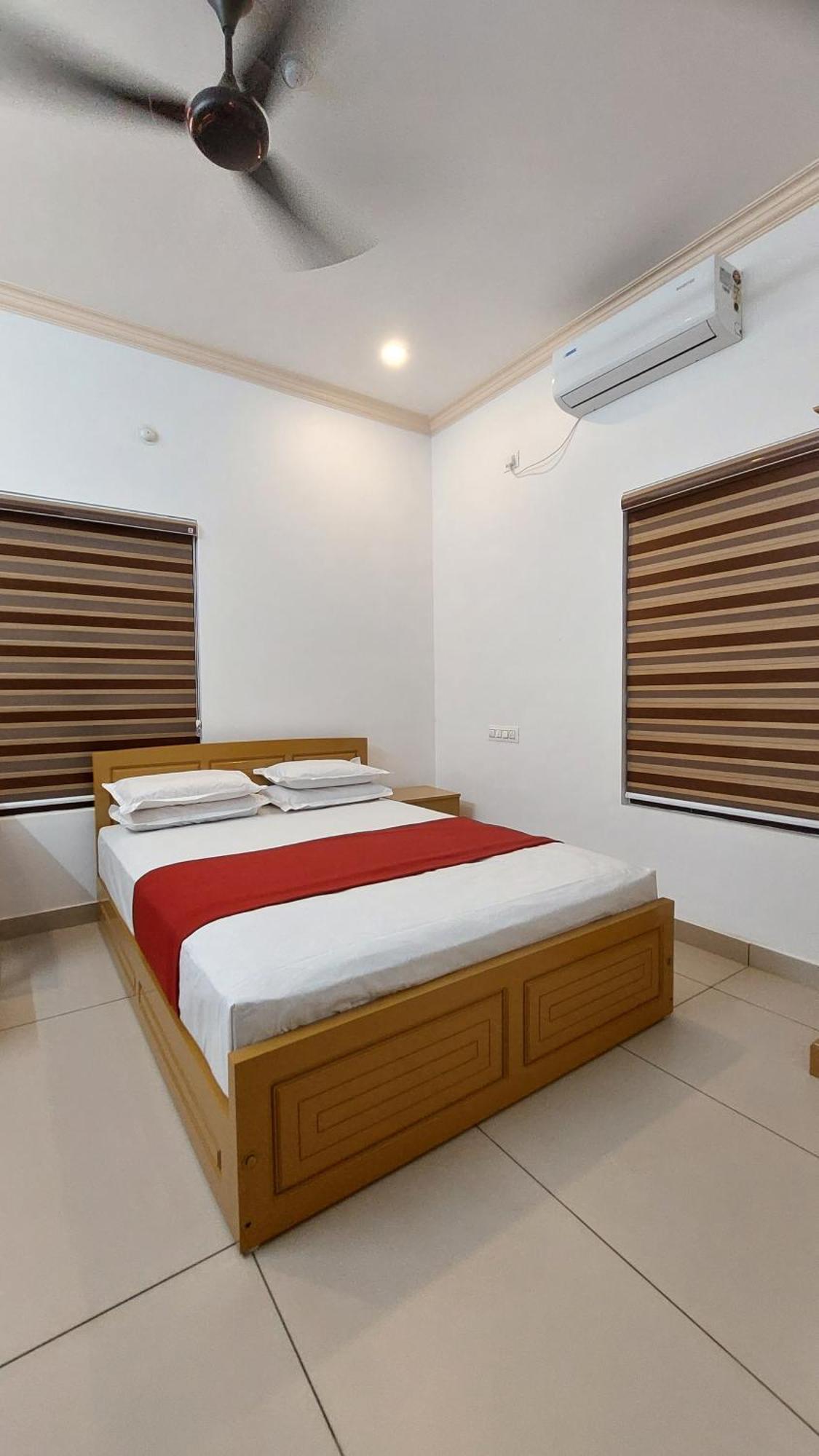 Water Gate Tourist Home And Resorts Mundrothuruth المظهر الخارجي الصورة