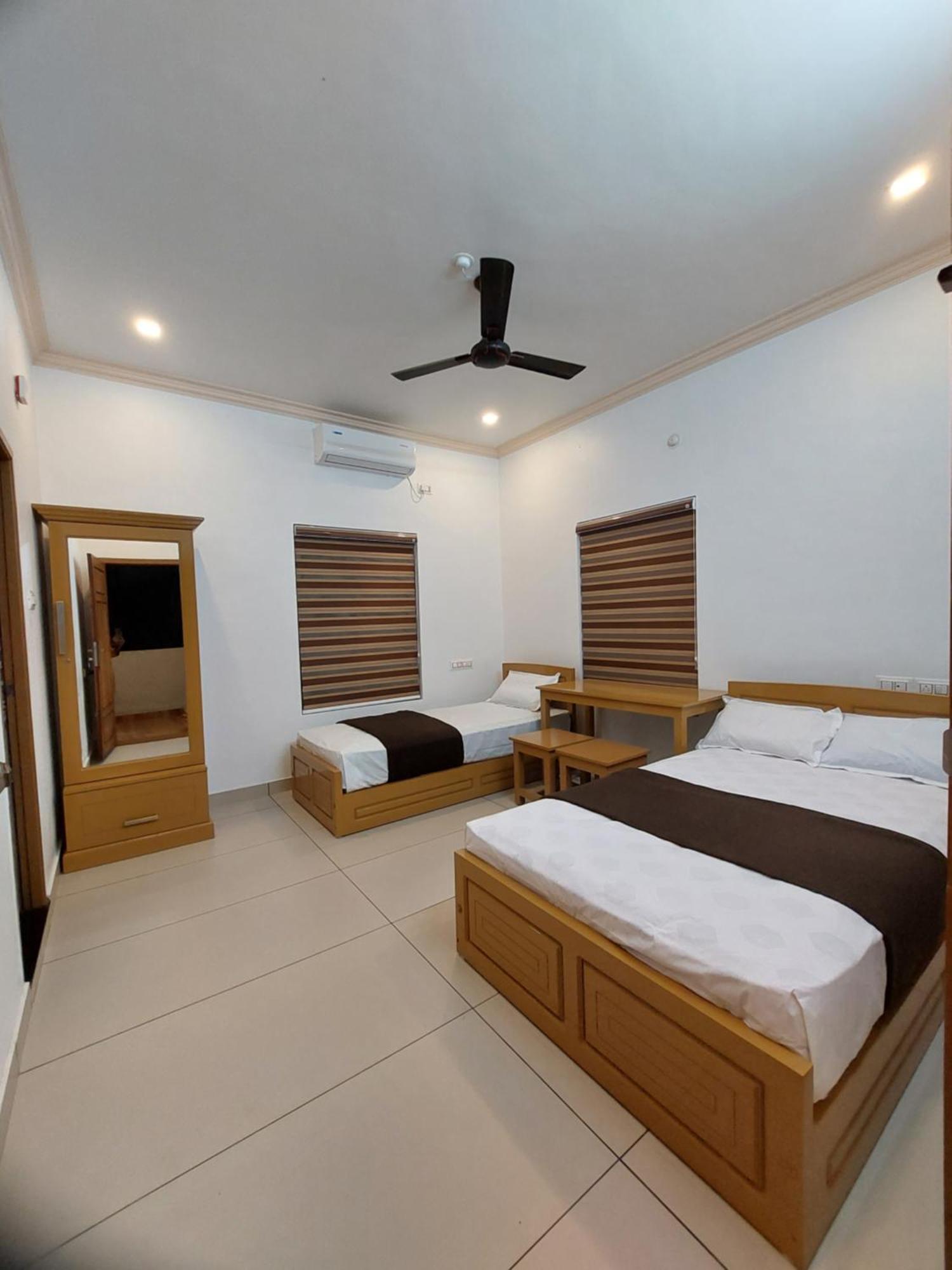 Water Gate Tourist Home And Resorts Mundrothuruth المظهر الخارجي الصورة